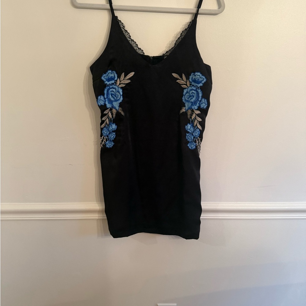 Elegant Black Mini Dress with Blue Floral Embroidery